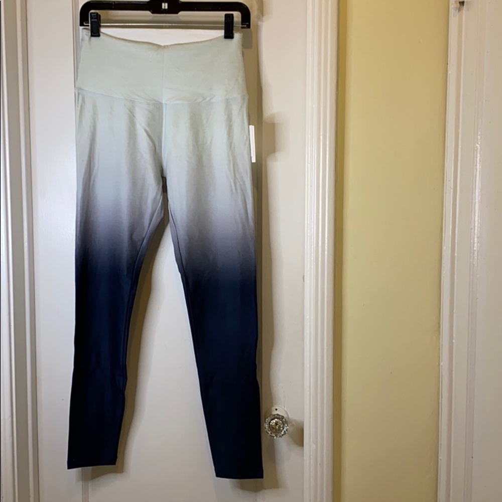 NWT - Beyond Yoga leggings